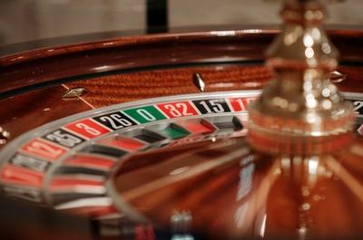 game crypto Debet